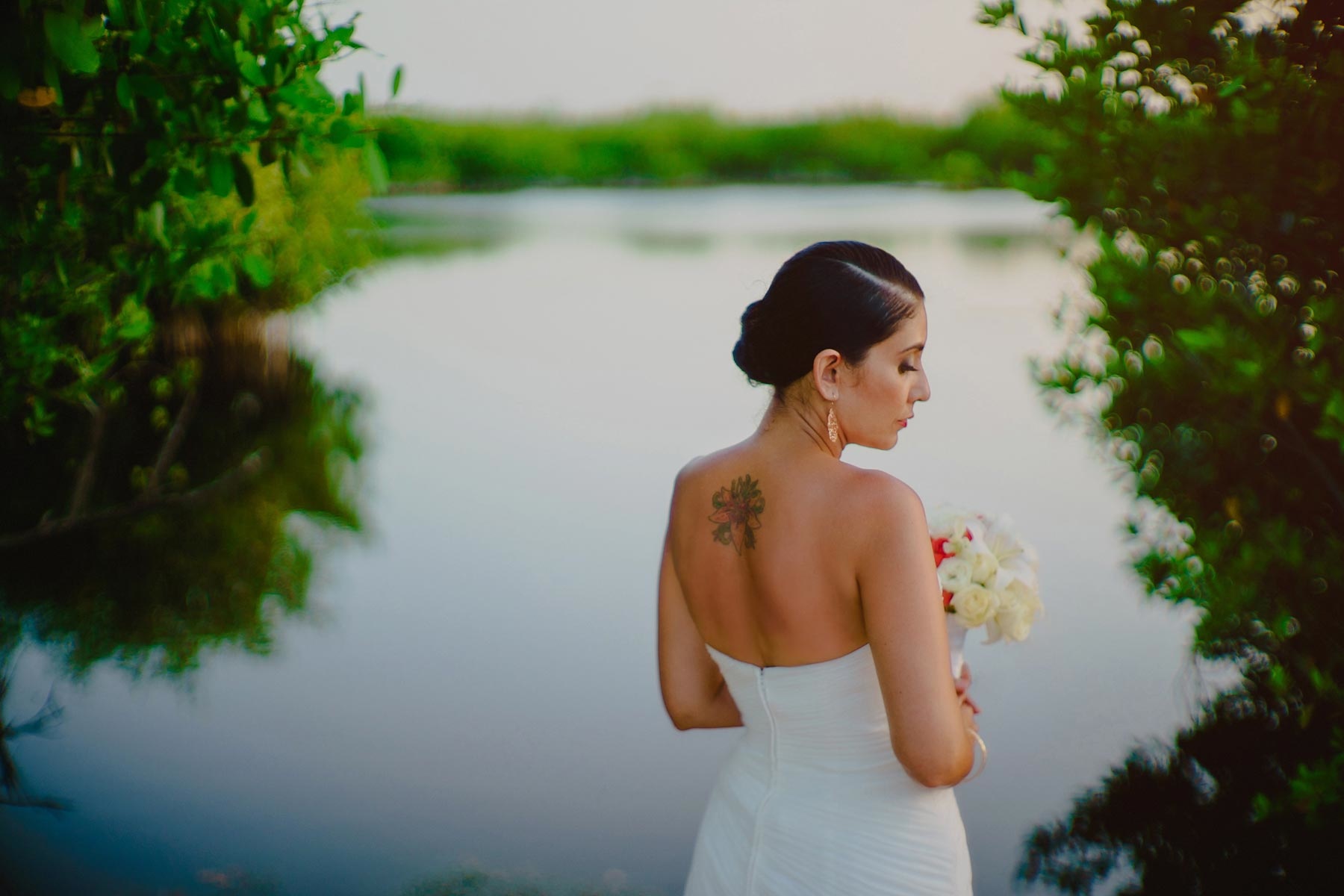 bride in riviera maya